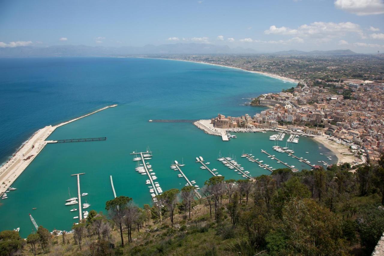 La Terrazza Sul Porto Apartment Castellammare del Golfo Ngoại thất bức ảnh